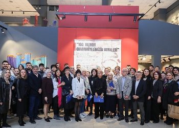 Deü’den 100.yılında “cumhuriyet’imizin renkleri” standı