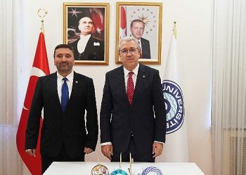 Egeli bilim insanı Prof. Dr. Tonbul’dan doktora eğitimine yönelik rehber niteliğinde proje