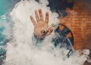 Elektronik sigaralar astım riskini 2 kat arttırıyor