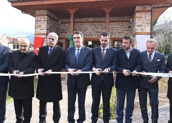 Filiboz Mescidi’nde 168 yıl sonra birinci namaz kılındı