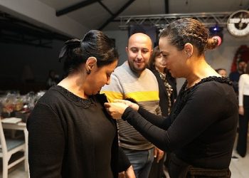 Filiz lider öğretmenlere dayanışma gecesinde buluştu: Atanmayan ve özel dal öğretmenlerine alkış