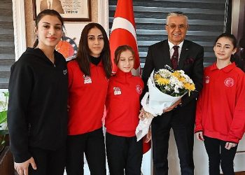 Genç judoculardan Lider Topaloğlu’na ziyaret