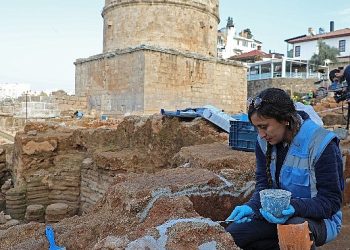 Hıdırlık Kulesi etrafına seyir terası projesi başladı 