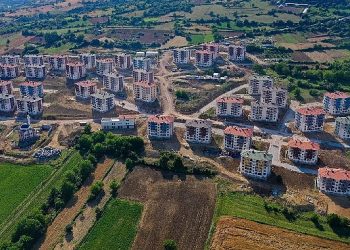 “İnşaat ruhsatı ve iskân dokümanı düzenleme dışında rastgele bir yetkimiz yoktur”