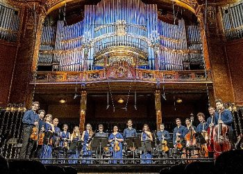 İş sanat’tan iki özel konser