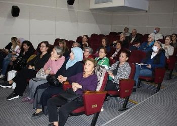 Karşıyaka’da sıhhat söyleşileri devam ediyor, yurttaşlar bilinçleniyor