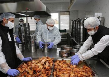 Küçükçekmece belediyesi’nden örnek dayanışma