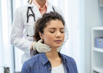 “Lenfoma tedavisinde erken teşhisle yüz güldürücü sonuçlar almak mümkün”