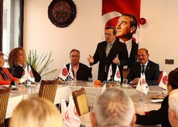 Lider Batur: İzmir’i Tanıyorum, İzmirli Beni Tanıyor