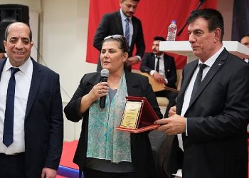 Lider Çerçioğlu engelli vatandaşlarla bir ortaya geldi