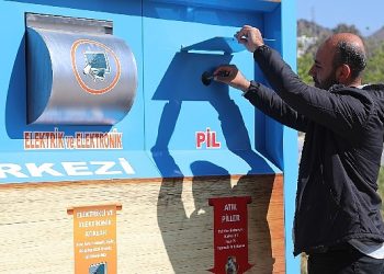 Lider Sandal “Geri dönüşümde öncü olduk”