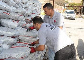 Lider Sandal “Halkımızın yanındayız”