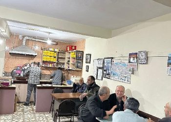 Lider Turan, Alaybey Mahallesini ziyaret etti.