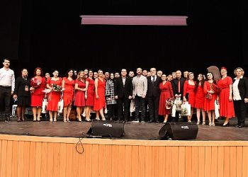 Mustafakemalpaşa’lı kursiyerlerden sanat şöleni