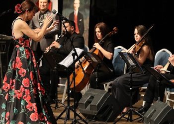 Narlıdere’de eğitime dayanak konseri