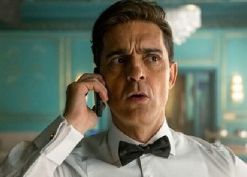 Netflix, başrollerinde Pedro Alonso, Michelle Jenner, Tristán Ulloa, Begoña Vargas, Julio Peña Fernández ve Joel Sánchez’e yer veren Berlin’in resmi fragmanını paylaştı