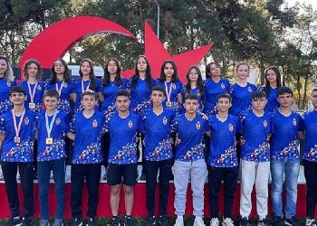 Oryantiring Atletleri Şehitlerimizin Anısına Yarıştı