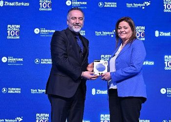 Ozon Dokumacılık sürdürülebilirlik çalışmaları ile mükafatın sahibi oldu