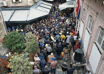 Soyer canlı irtibat ile personellere seslendi