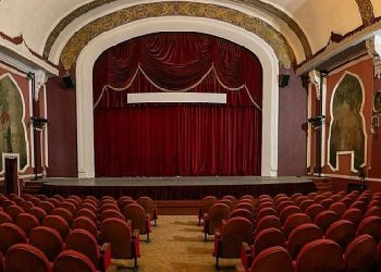 Tarihi Elhamra Sahnesi İzBBŞT’nin ikinci meskeni oluyor