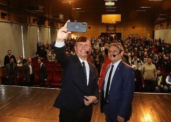 Trt spor spikeri Erdoğan Arıkan gençlere deneyimlerini anlattı