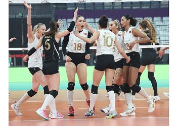 VakıfBank, Kulüpler Dünya Şampiyonası’nda küme önderi olarak yarı finalde