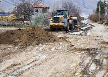 Yahyalı’da yollar asfaltlanmaya hazırlanıyor