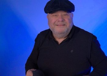 Adil Akbaşoğlu’nun Yeni Müziği “Kundurama Kum Doldu” Müzikseverlerle Buluştu!