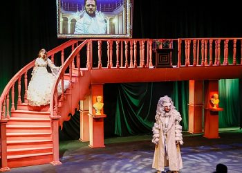 Antalya’da tiyatro rüzgarı