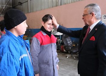 Belediye çalışanına yemekhane muştusu