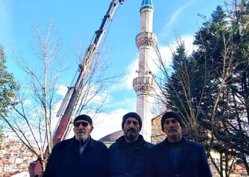 Büyükşehir, Elmalık Camii’nin minare külahını yeniledi