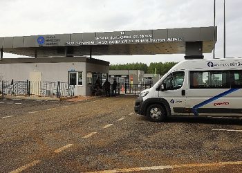 Büyükşehir’den can dostlara çağdaş bakım konut hizmeti