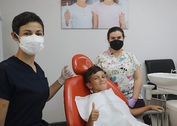 Büyükşehir’in diş tedavisi yüzleri güldürüyor