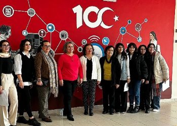 EÜ Bağlantı Fakültesinde “I. Milletlerarası Çocuk Dergiciliği Sergisi” açıldı