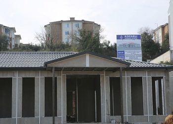 Fatih Mahallesi kültür tesisinde çalışmalar sürüyor