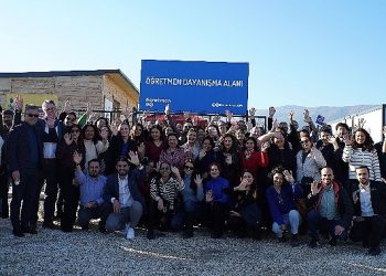 Hatay’ın tekrar ayağa kalkmasında öğretmenlerle bir arada tahlil üretecek Öğretmen Dayanışma Alanı Açıldı