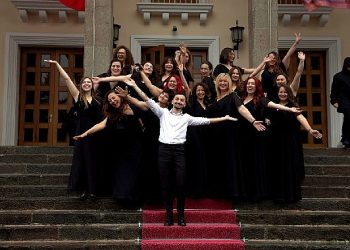 İzmir Büyükşehir Belediyesi Çoksesli Bayanlar Korusu CSO Ada Ankara Sahnesi’nde