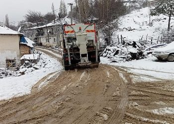 İzmir Büyükşehir Belediyesi takımları kar teyakkuzunda