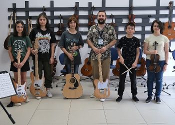 Kocaeli Büyükşehir’in merkezleri gençliğe kıymet katıyor