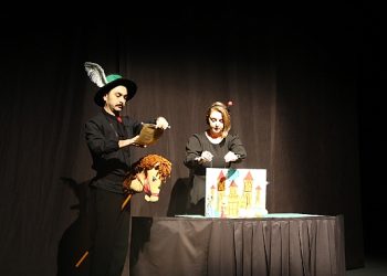 Lider Böcek’ten çocuklara tiyatro dolu tatil