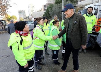 Lider Engin, çalışanların yeni yılını kutladı