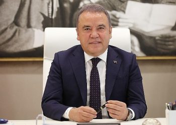 Lider Muhittin Böcek Yeni Yıl Bildirisi