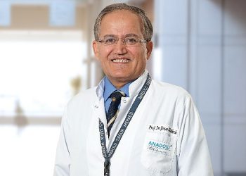 Migren, bayanlarda 3 kat daha fazla görülüyor