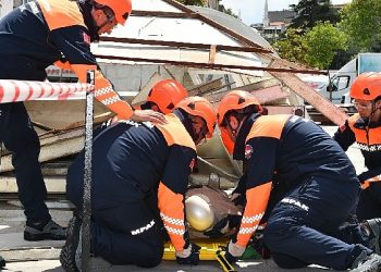 Mustafakemalpaşa’da hizmetin hududu yok