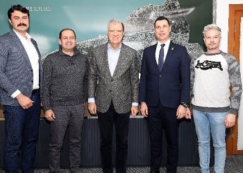 Narlıdere’de toplu kontrat sevinci