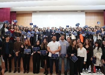 Öğrenciler Ege’nin bilim ikliminden en verimli biçimde faydalanıyor