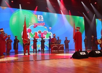 Şivlilik çocuk bayramı’nda fener alayı coşkusu yaşandı