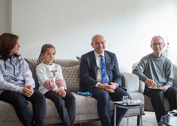 “Söz verdiniz meskenleri yaptınız biz kelam verdik kahveyi yaptık”