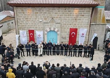 Tarihi Camii Cuma Namazıyla İbadete Açıldı