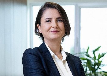 Türk Telekom ve Türk Hava Yolları ile yurt içi uçuşlarda da yolcular çevrim içi olacak